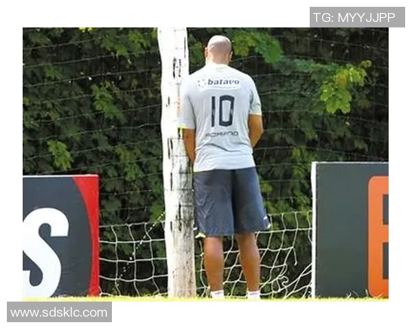 足球明星们如何看待乔布斯的创新精神与影响力