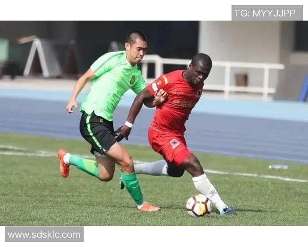 李磊亲授羽毛球技巧与心得体会助你提升竞技水平 李磊亲授羽毛球技巧与心得体会助你提升竞技水平