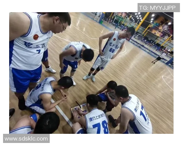 西安篮球队包夹战术解析与深度剖析篮球比赛中的战术运用与团队协作